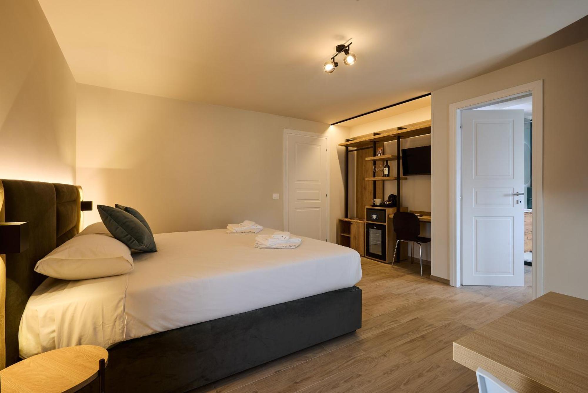 Bed and Breakfast Relais Tiburtina Рим Экстерьер фото