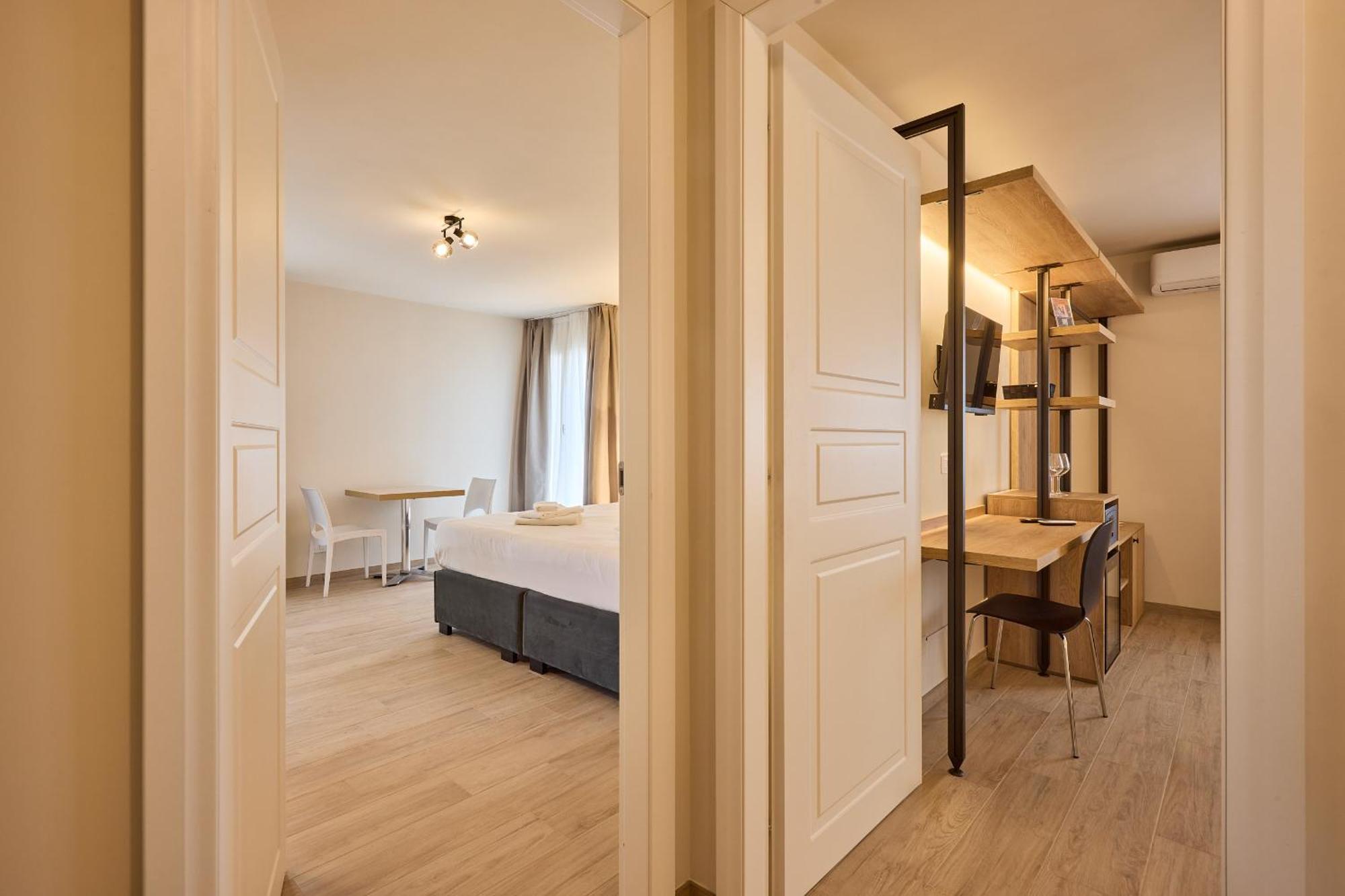 Bed and Breakfast Relais Tiburtina Рим Экстерьер фото
