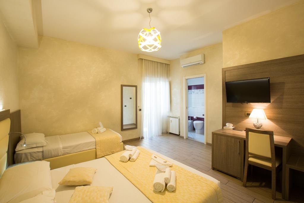 Bed and Breakfast Relais Tiburtina Рим Экстерьер фото