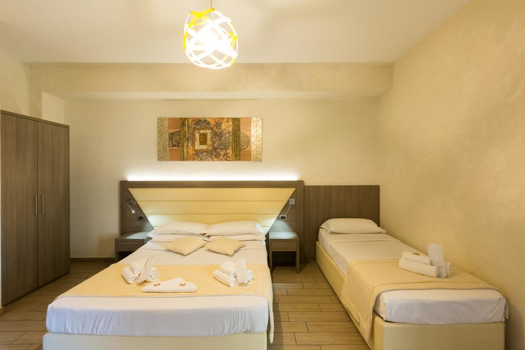 Bed and Breakfast Relais Tiburtina Рим Экстерьер фото